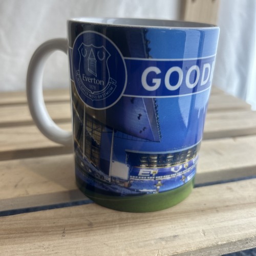 Everton goodison park - everton,